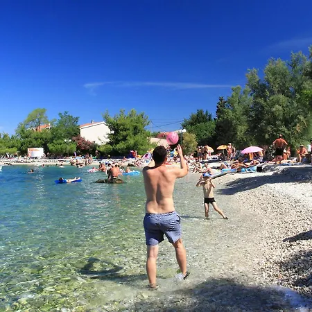 Giny By Interhome Bibinje