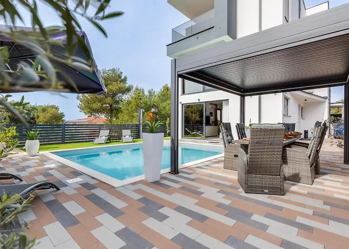 Holiday home Giny By Interhome