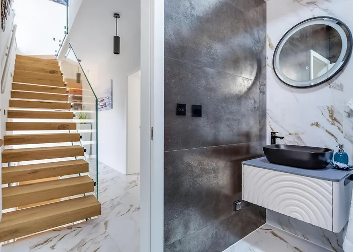 Giny By Interhome