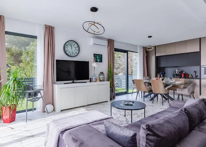 Giny By Interhome *