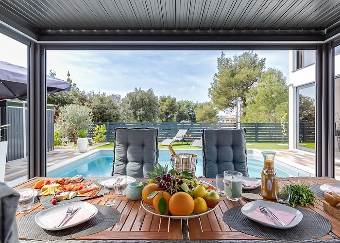 Giny By Interhome Holiday home Bibinje