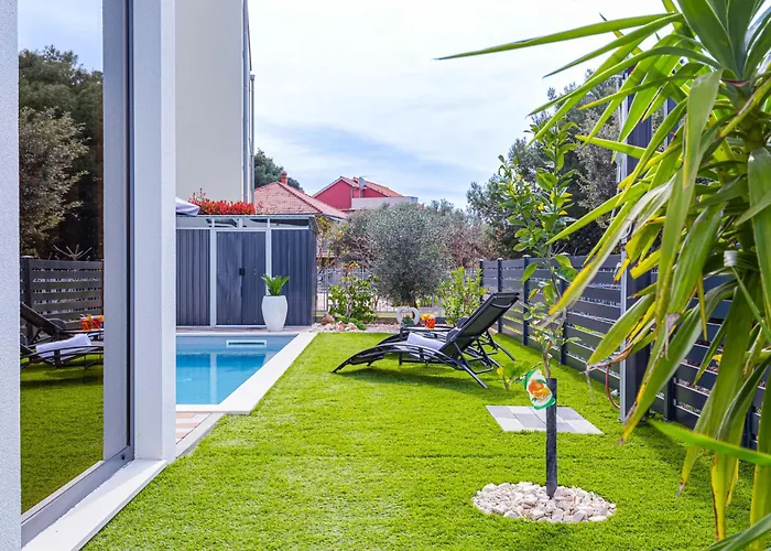 Giny By Interhome *