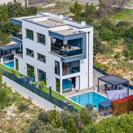 Holiday home Giny By Interhome Bibinje